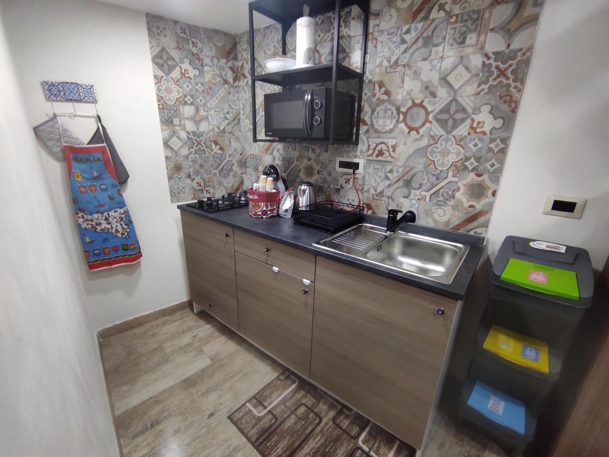 Tapia'S Rooms Big Katania Zewnętrze zdjęcie